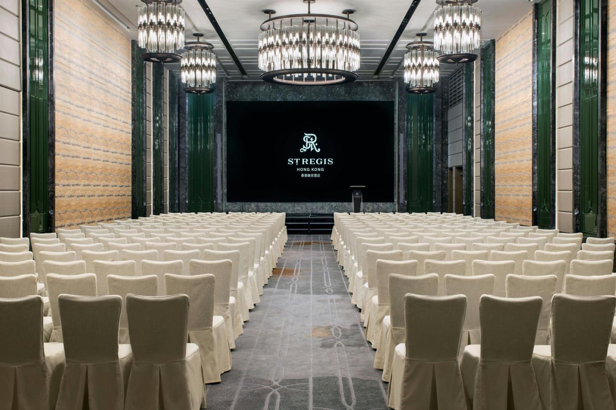 โรงแรม เดอะ เซนต์รีจิส 5*