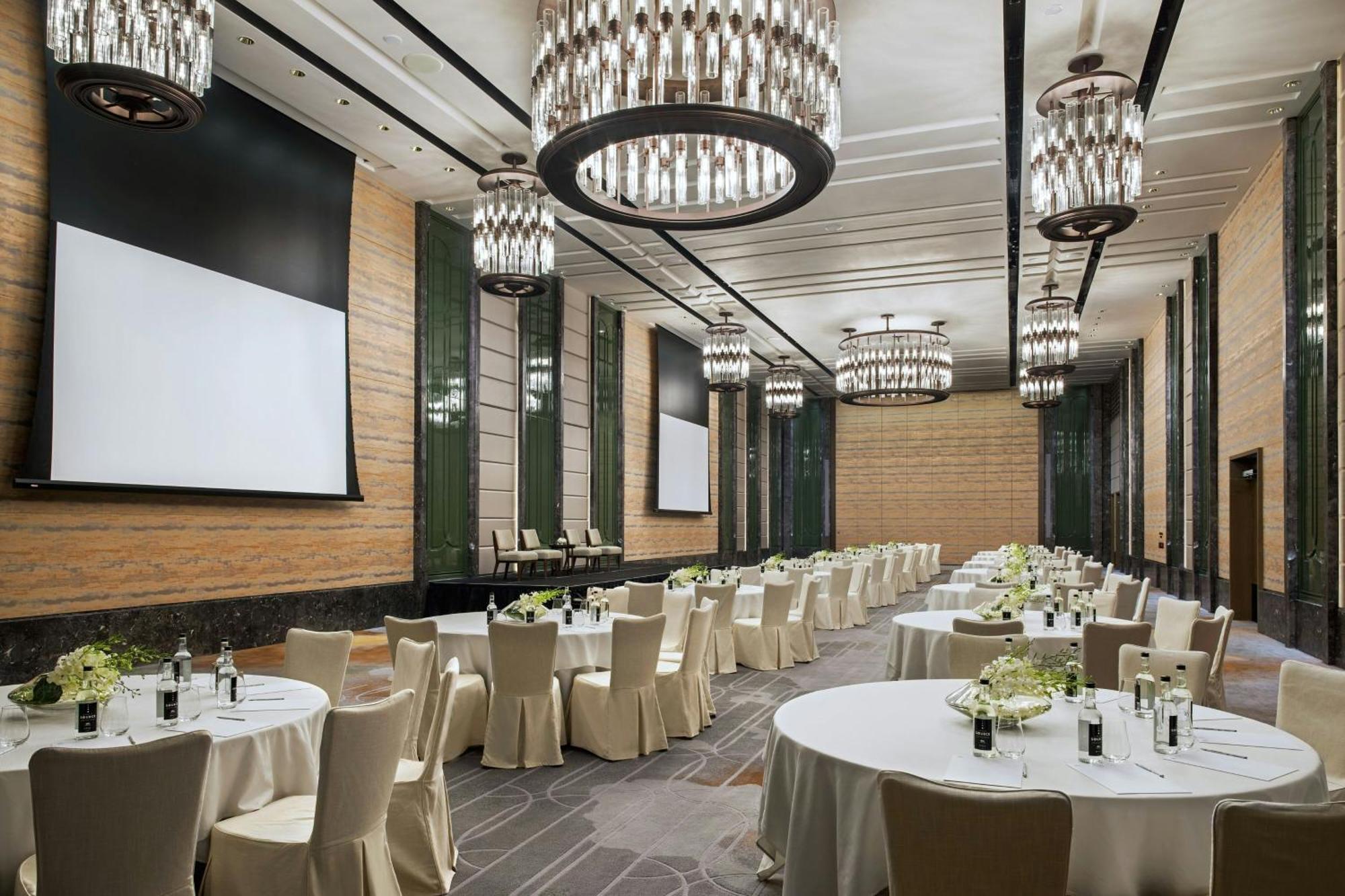 The St. Regis Hotel Hong Kong